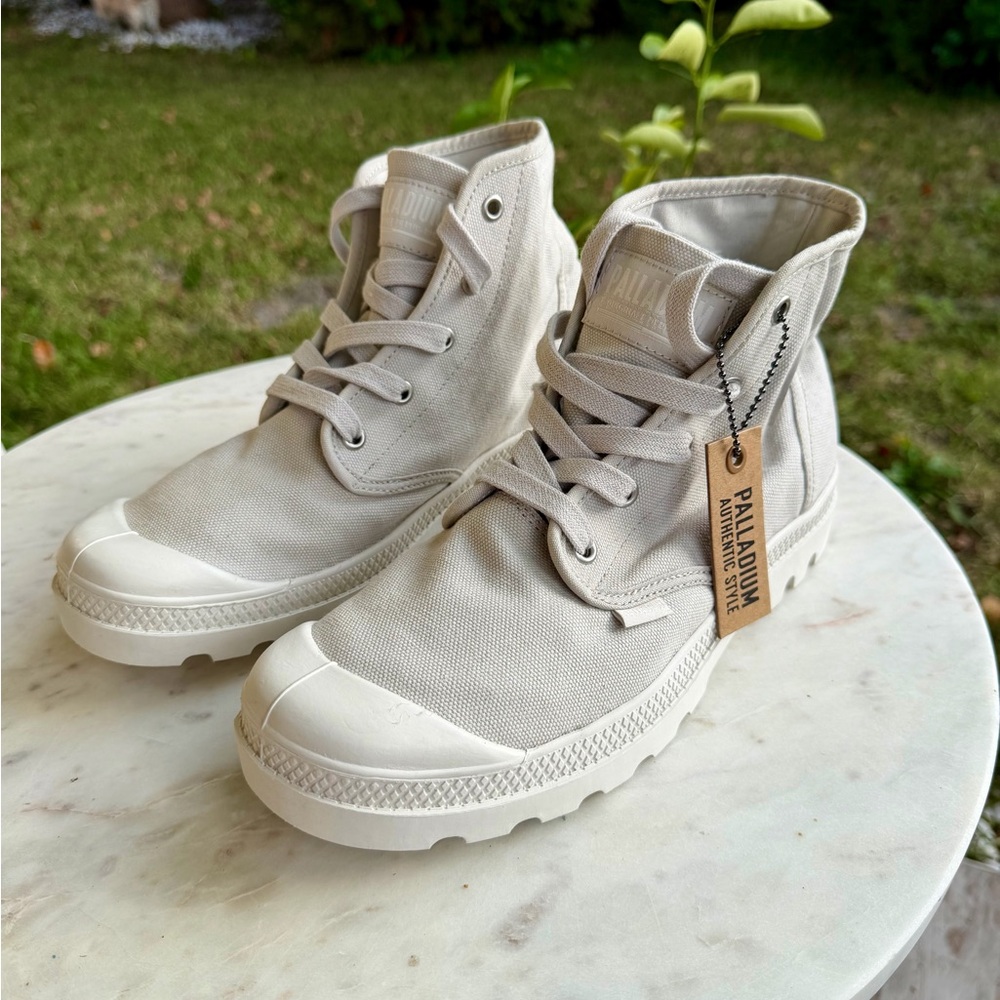 Palladium 🐚Brand New🐚Light Beige High-Top Sneakers